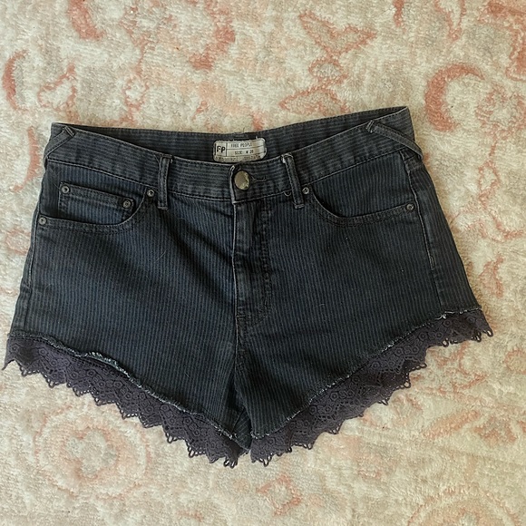 Free People black/charcoal grey striped denim shorts - Picture 1 of 1